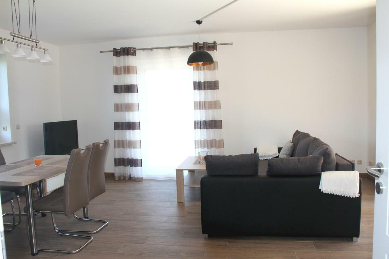 Haus Hanni Priepert ภายนอก รูปภาพ